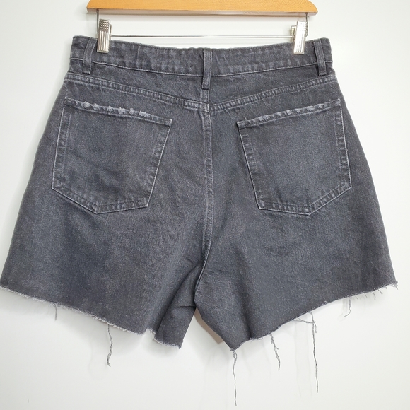 ZARA Washed Black Raw Cut Hem High Rise Cotton Denim Shorts Size 10 Button Fly - Picture 6 of 8